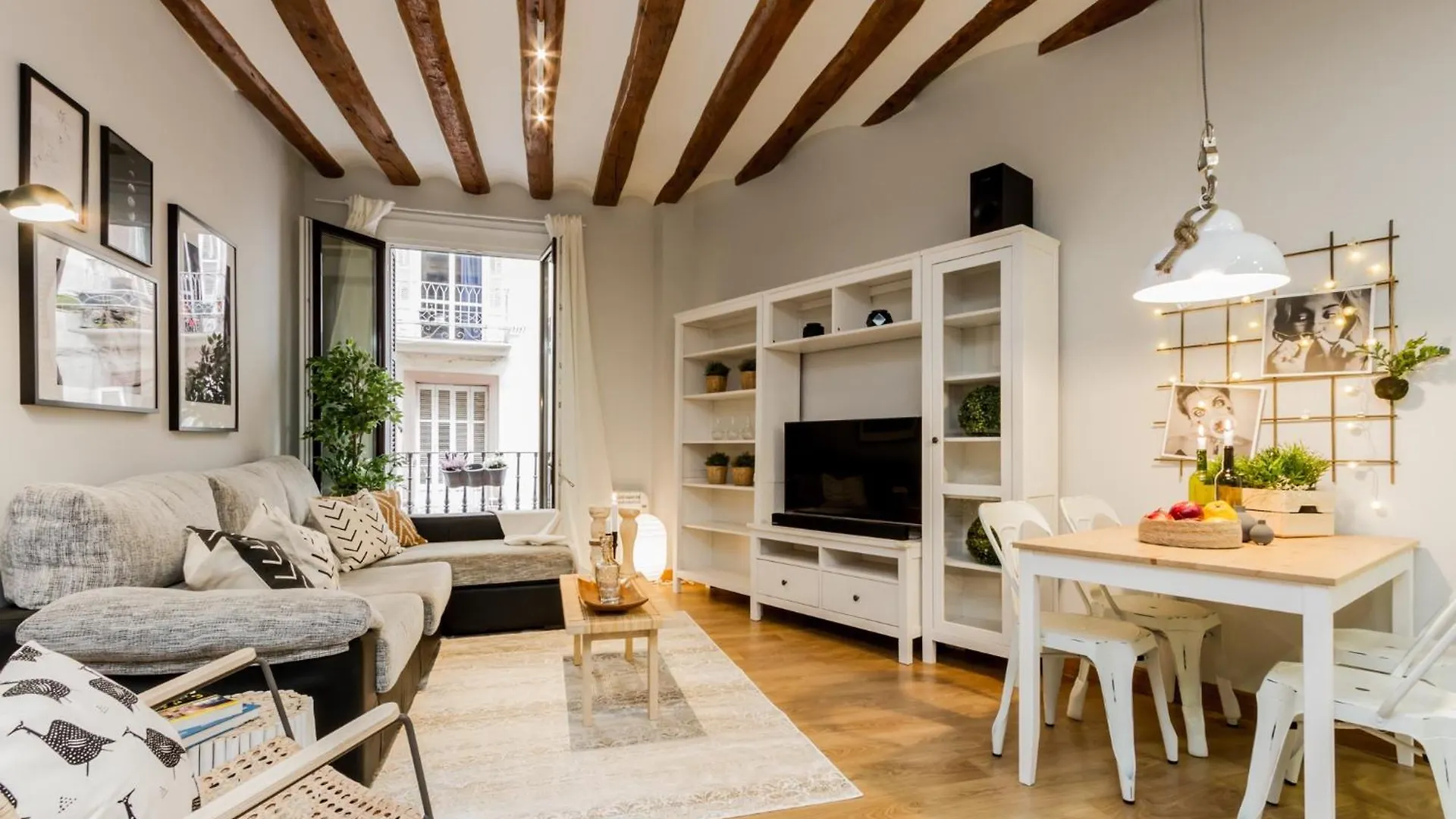 Soul Apartmet Παμπλόνα