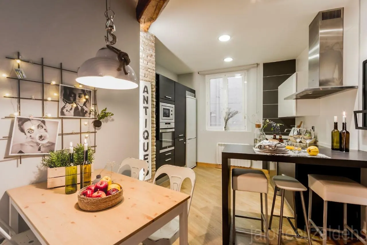 Soul Apartmet Παμπλόνα